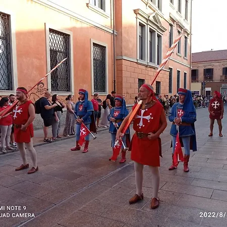 Appartamento Iglesias * 伊格莱西亚斯